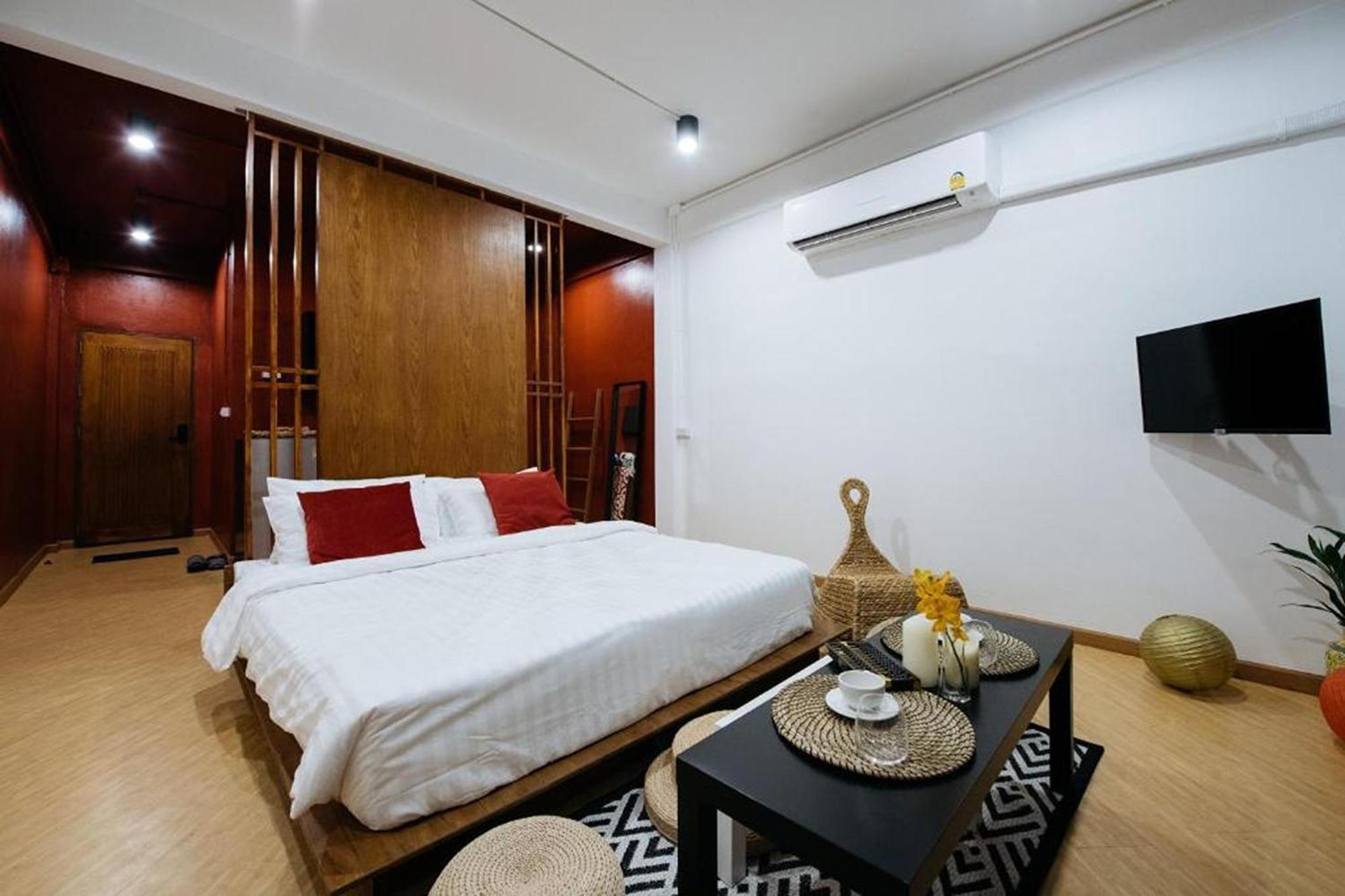 Wander Wonder 八ww Bed and Breakfast Μπανγκόκ Εξωτερικό φωτογραφία